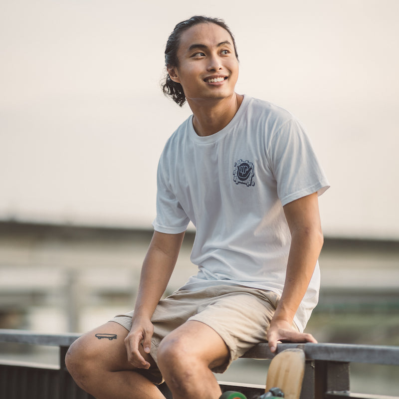 man in white streetwear t shirt