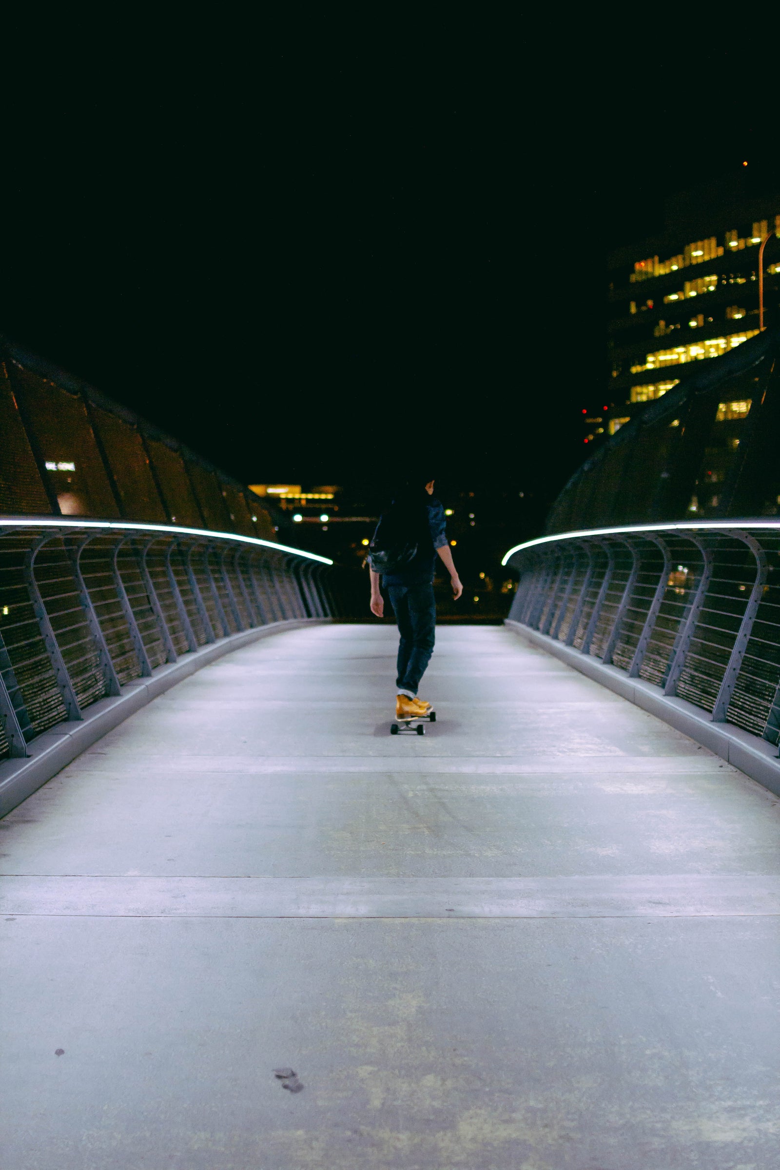 longboard city commute